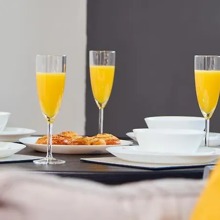 Appartement Perfect For Business Travellers & Relocation - 4 Beds, 2 Bath - Free Wifi - Monthly Offers